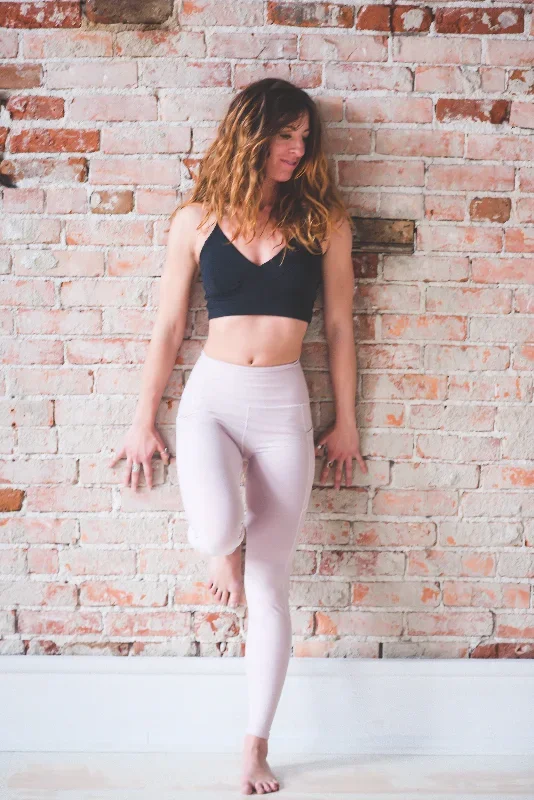 Blush Wander Pocket Yoga Pants