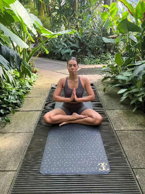 brahmanda-yoga-mat