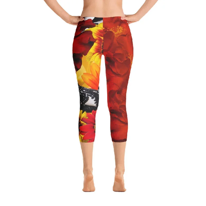 capri-leggings-chicken-flowers-red-flowers