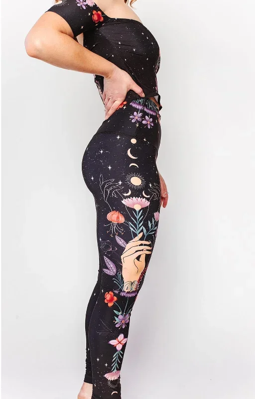 celestial-timing-printed-yoga-leggings