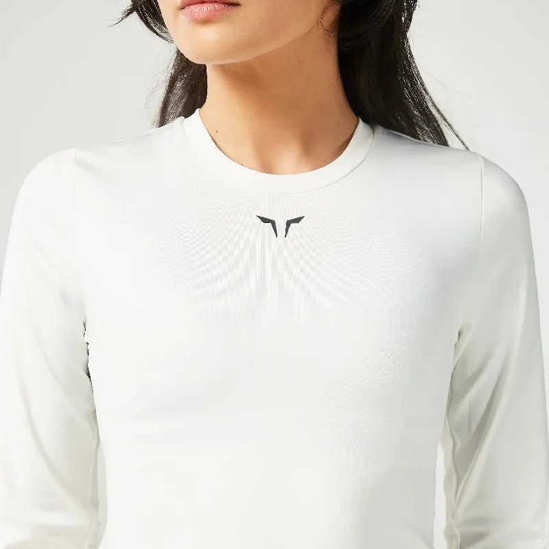 essential-body-fit-top-pearl-white