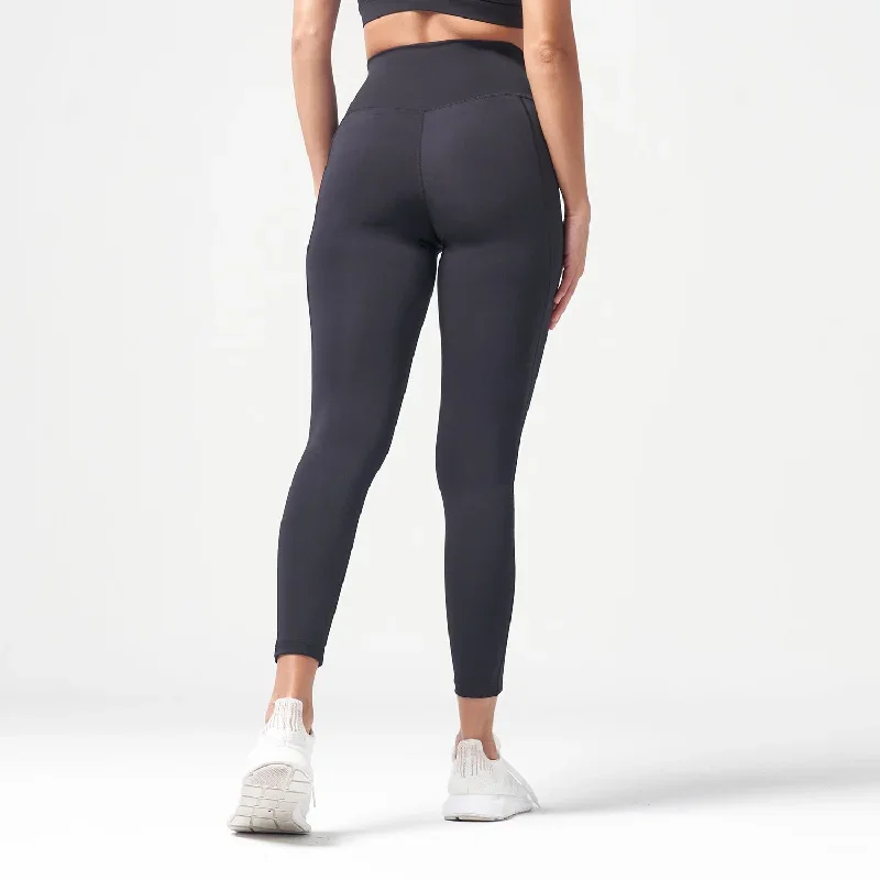 essential-cropped-leggings-black