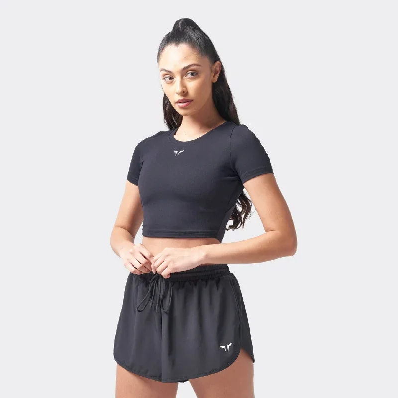 essential-cropped-tee-black-ss24