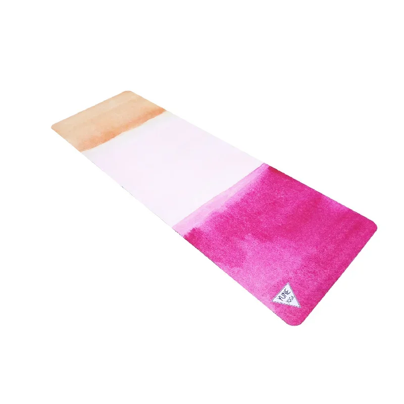 foldable-suede-yoga-mat-apollo-yune-yoga-travel-mat