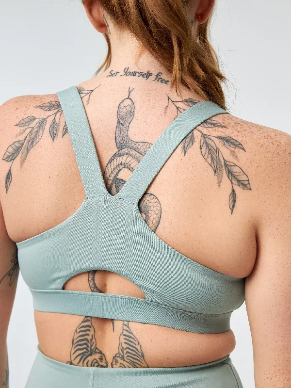 girlfriend-collective-float-ella-scoop-bra-chinoiserie