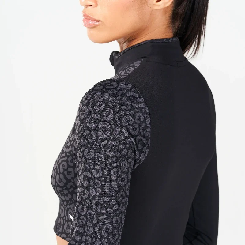 qtr-zip-untamed-top-black-print