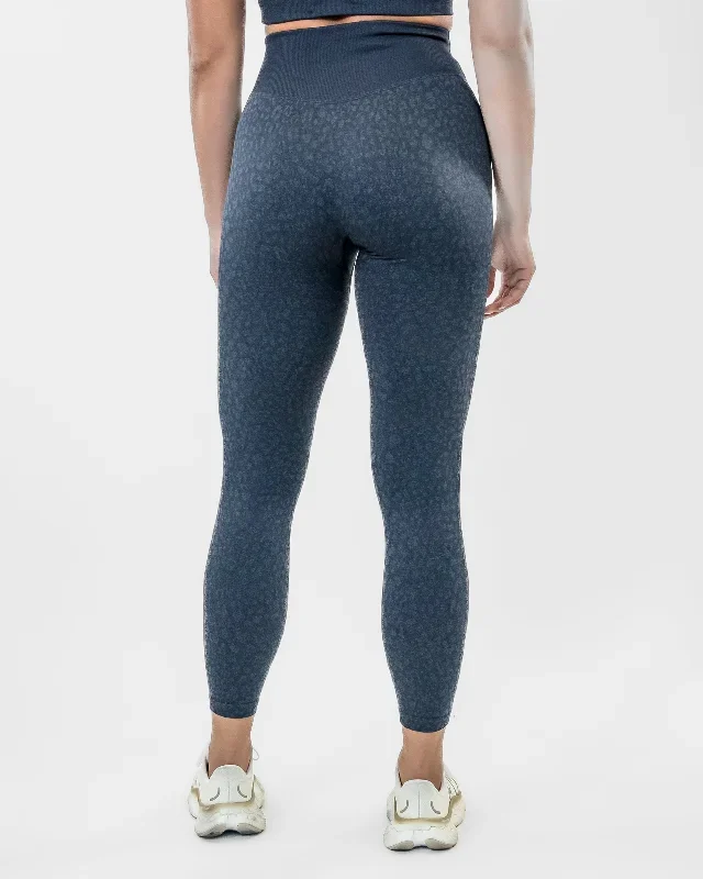 Seamless 7/8 Leggings - Midnight Cheetah - FINAL SALE