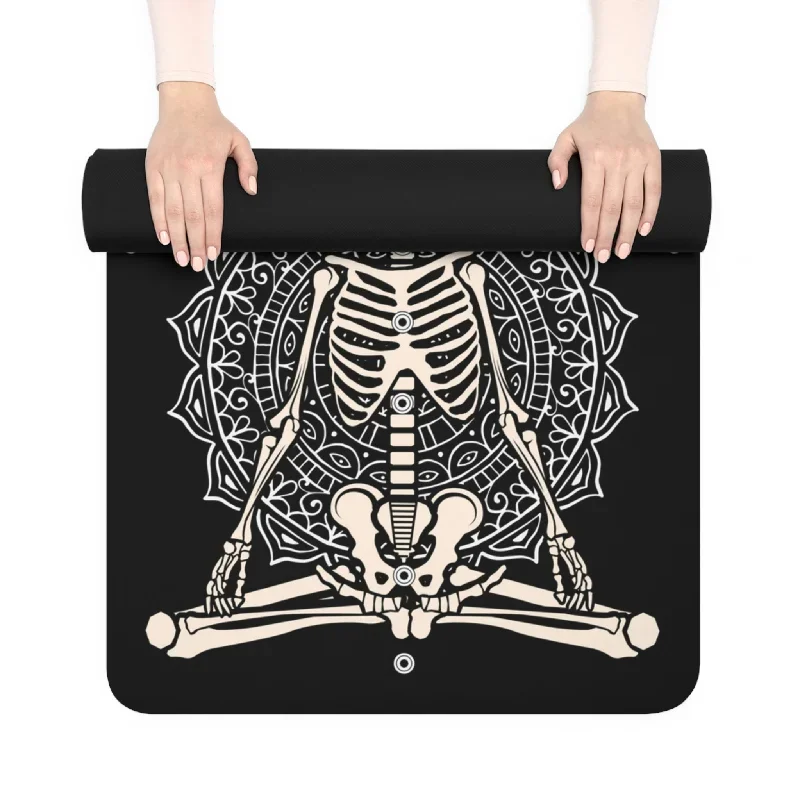 skeleton-chakra-yoga-mat