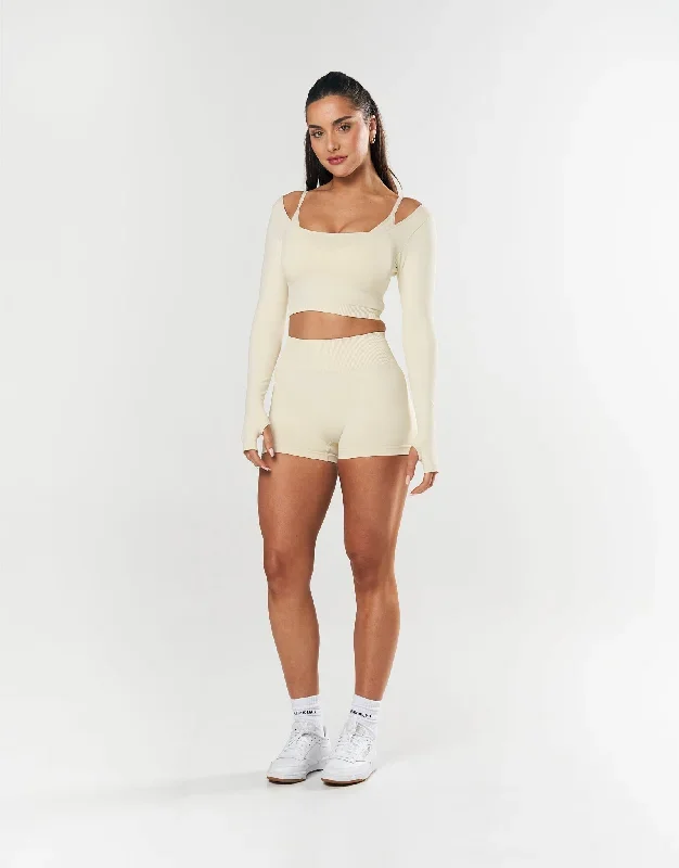 sl-seamless-scoop-long-sleeve-butter