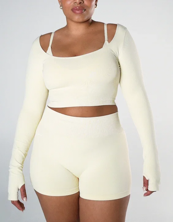 sl-seamless-scoop-long-sleeve-butter