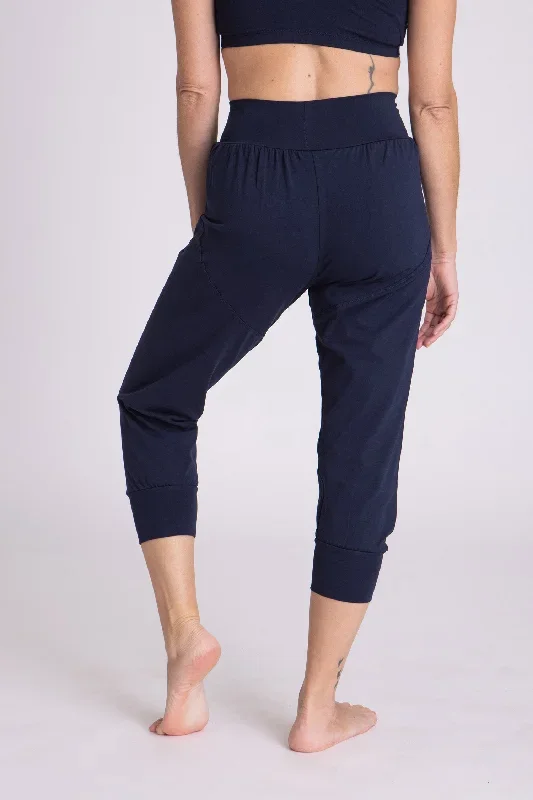 slouchy-capri-pants-navy