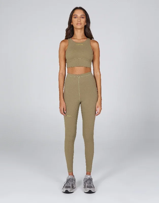 stax-aw-crop-creo-olive