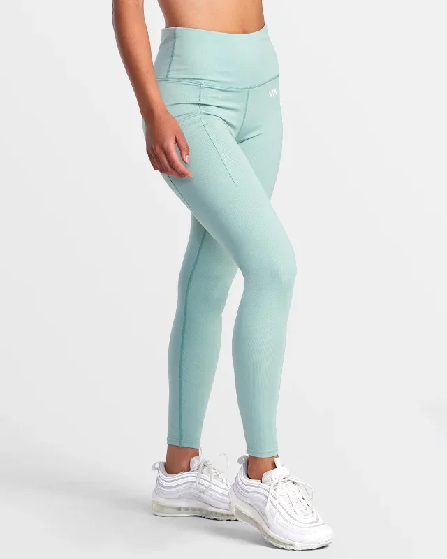 va-essential-rib-legging-green-haze