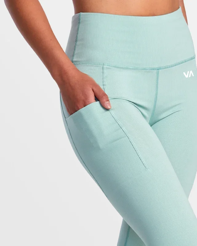 va-essential-rib-legging-green-haze