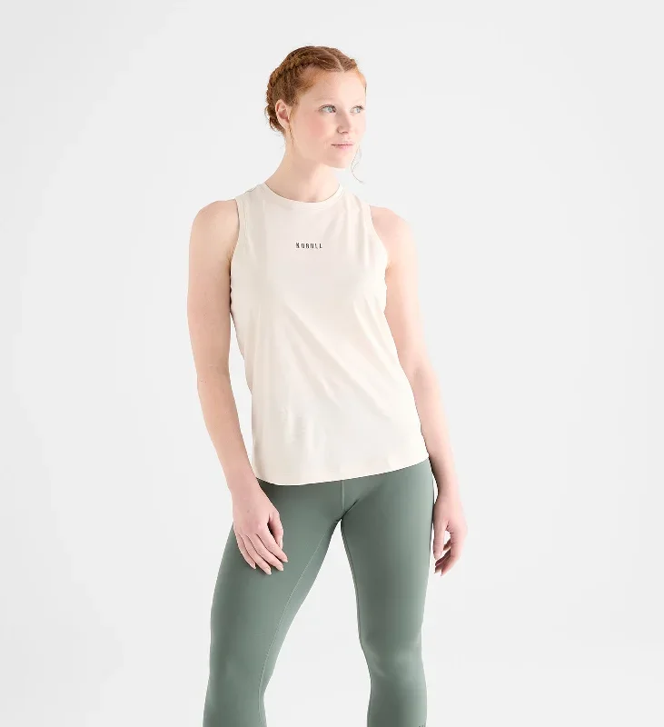 Women's Deltapeak Micro Textured Tank